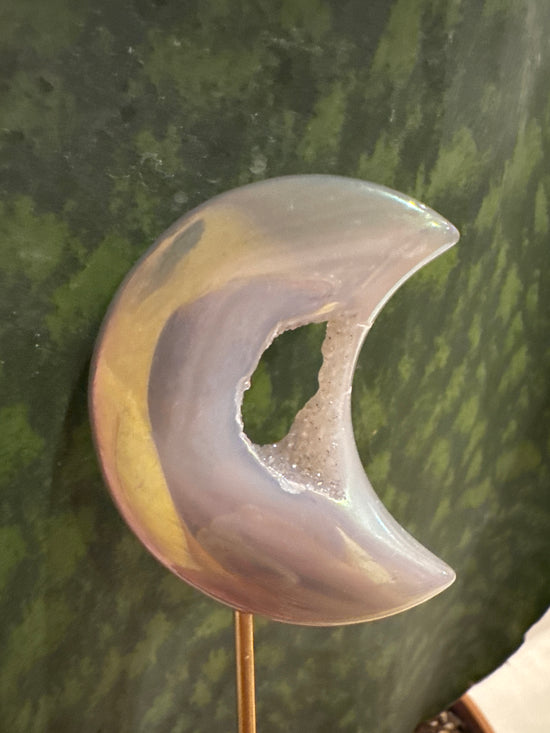 3/30 Aura Moon