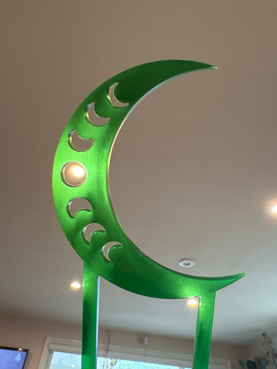 3/7 Moon Trellis