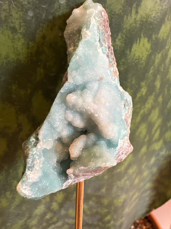 3/16 vibrant blue aragonite