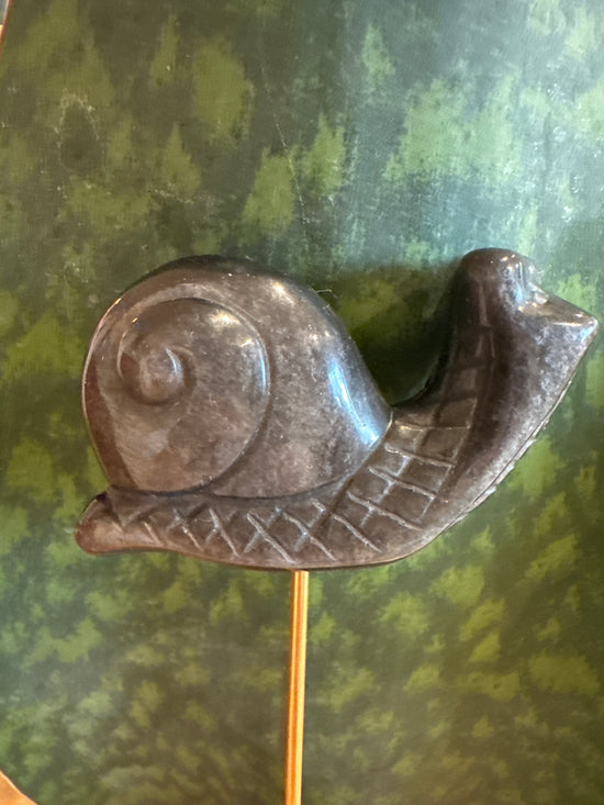 Kelly Obsidian Snail