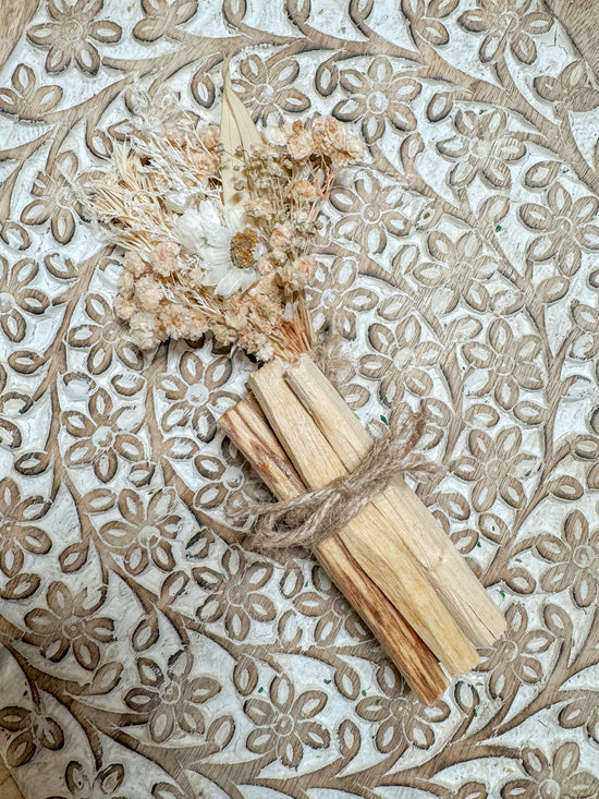 Palo Santo Bouquet Bundle Gift-ready Eco-friendly Packaging