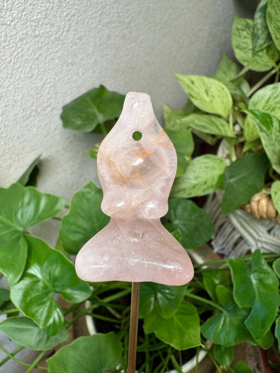 5/5 Mini Rose Quartz Yogini